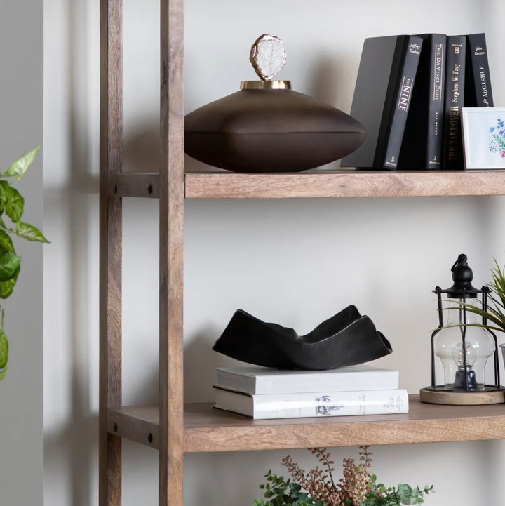 Vaughn Charger - 13 Hub Lane   |  