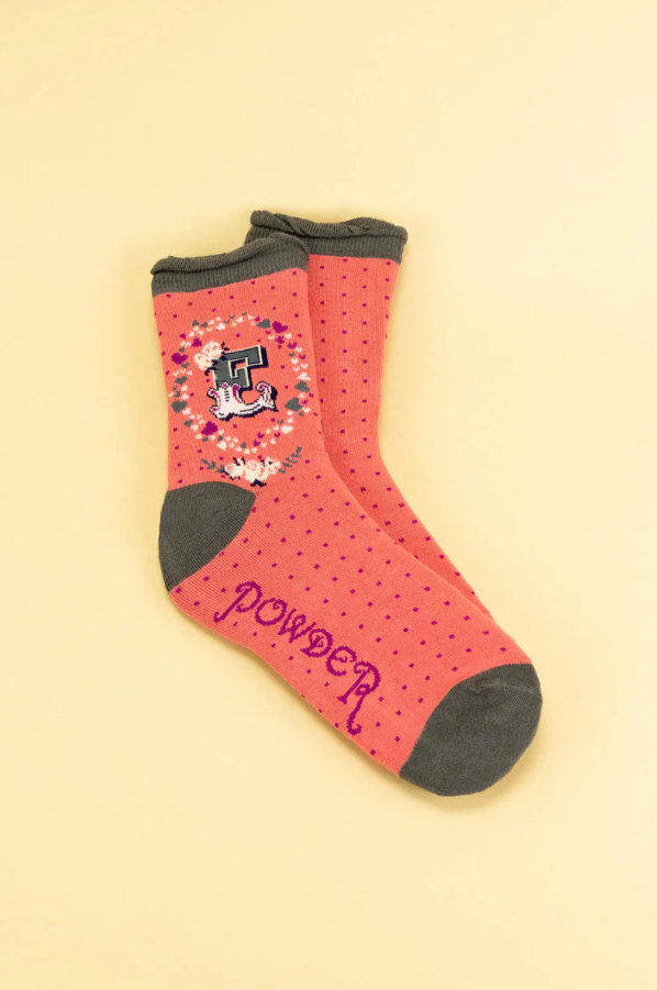 'E' Alphabet Socks