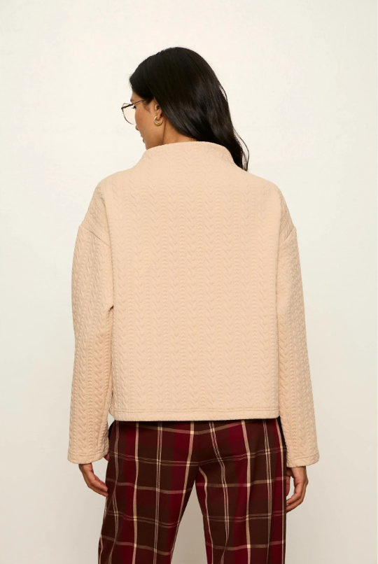 Sadie Quilted Top, Hazlenut