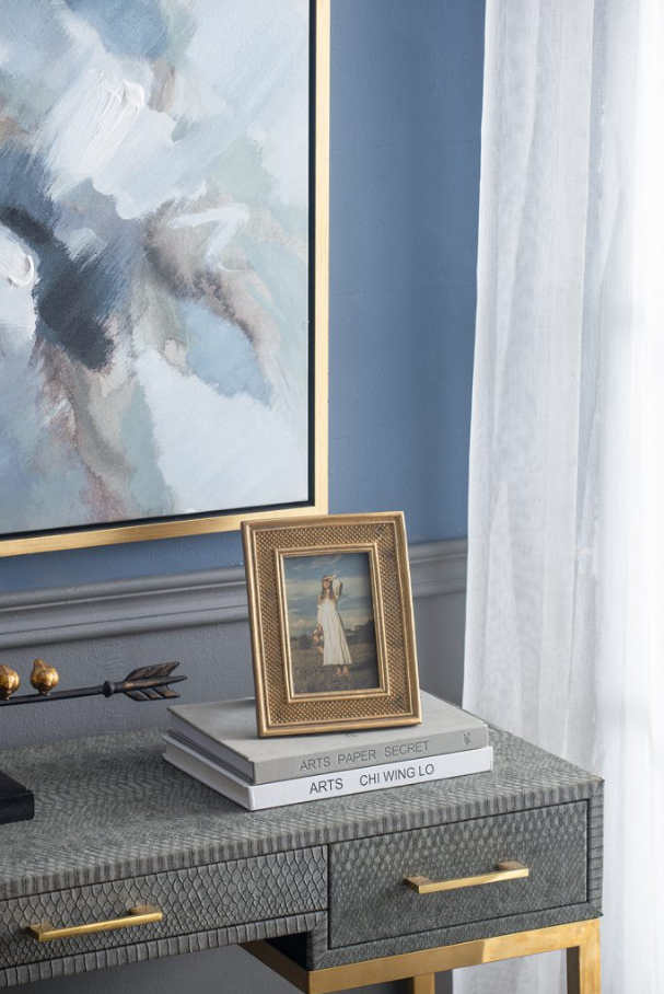 Lavish Gold Frame - 13 Hub Lane   |  Gold Frames