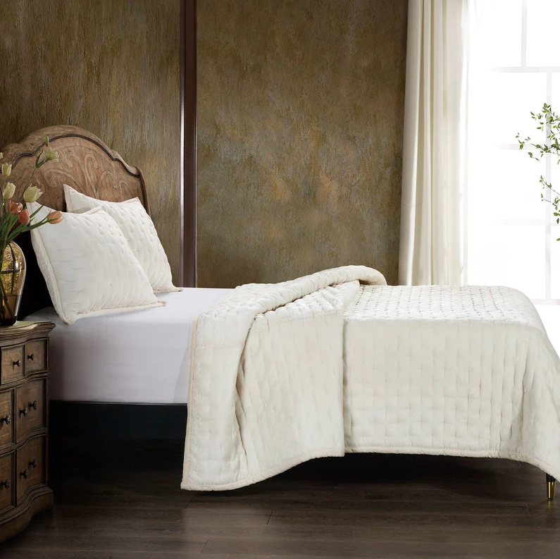 Stella Faux Silk Velvet Pintuck 3PC Quilt Set