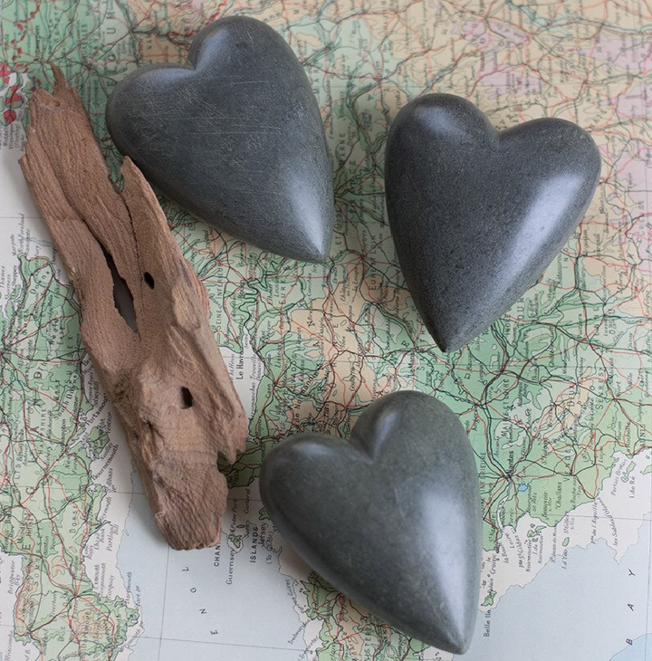 Stone Heart - 13 Hub Lane   |  Stone Deco