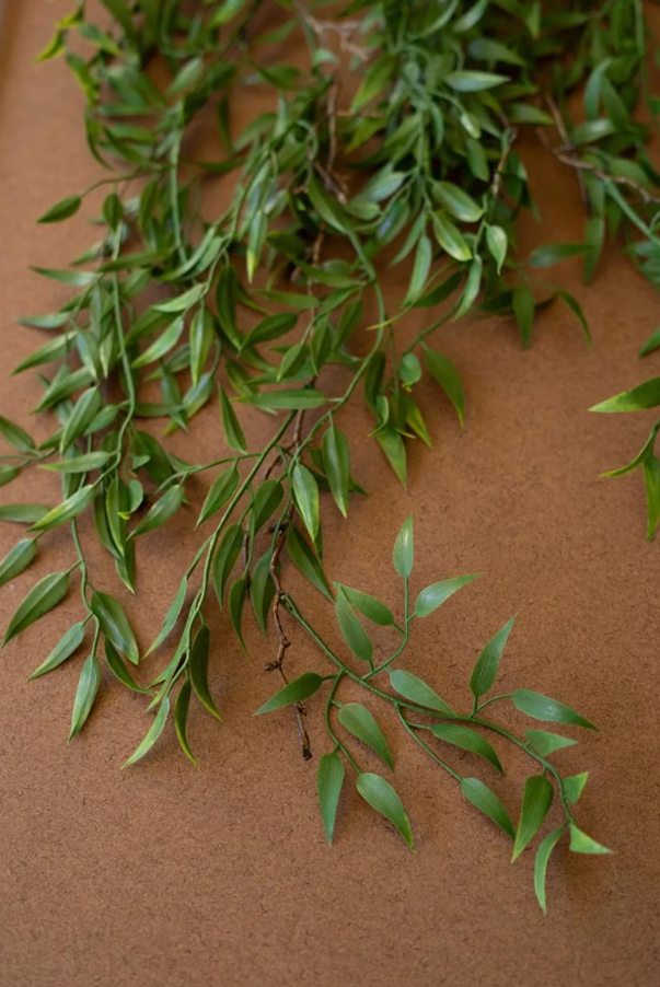 Artificial Green Leaves Spray