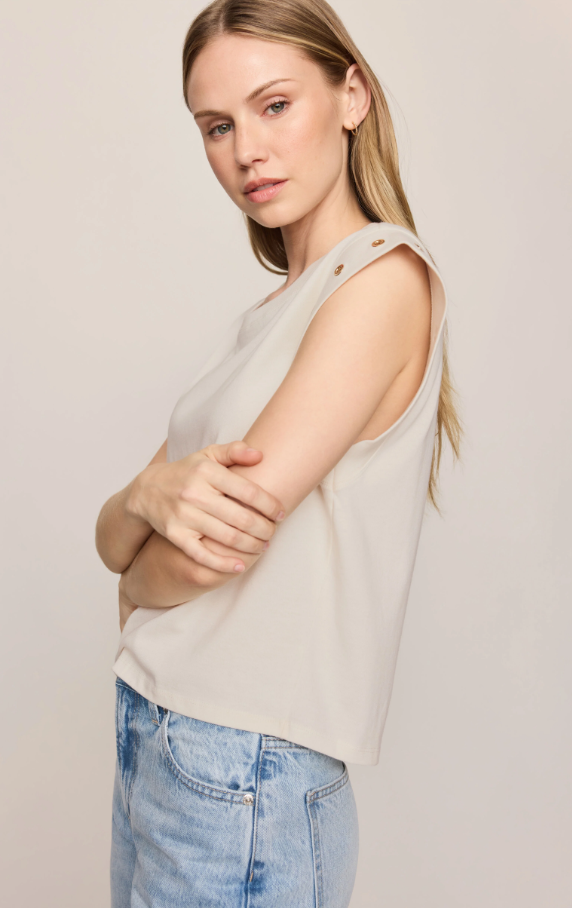 Camino Grommet Muscle Tee, Sandstone