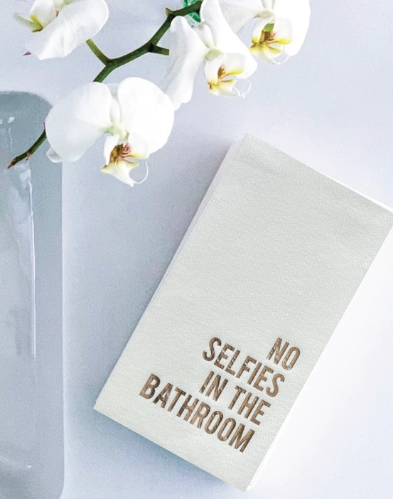 Cloth-Like Disposable Bath Towels