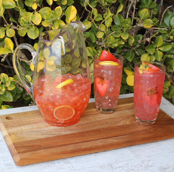 Glass Strawberry Lemonade