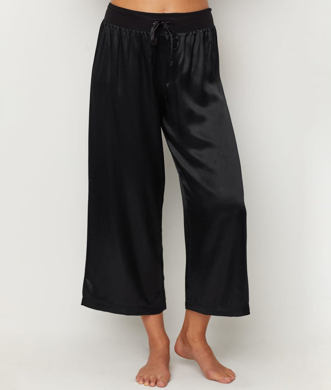 PJ Harlow Jolie Capri Satin Pant, Black