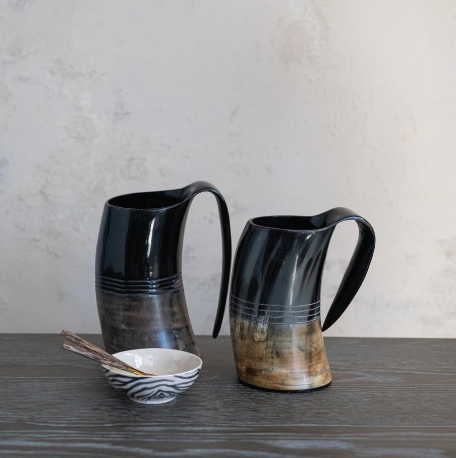 Natural Horn Pitcher