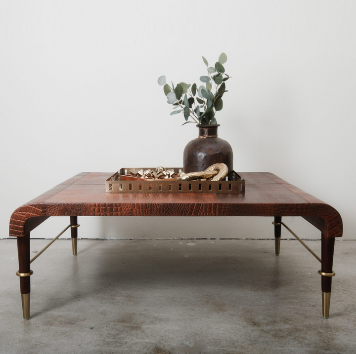 Lady Leather Coffee Table