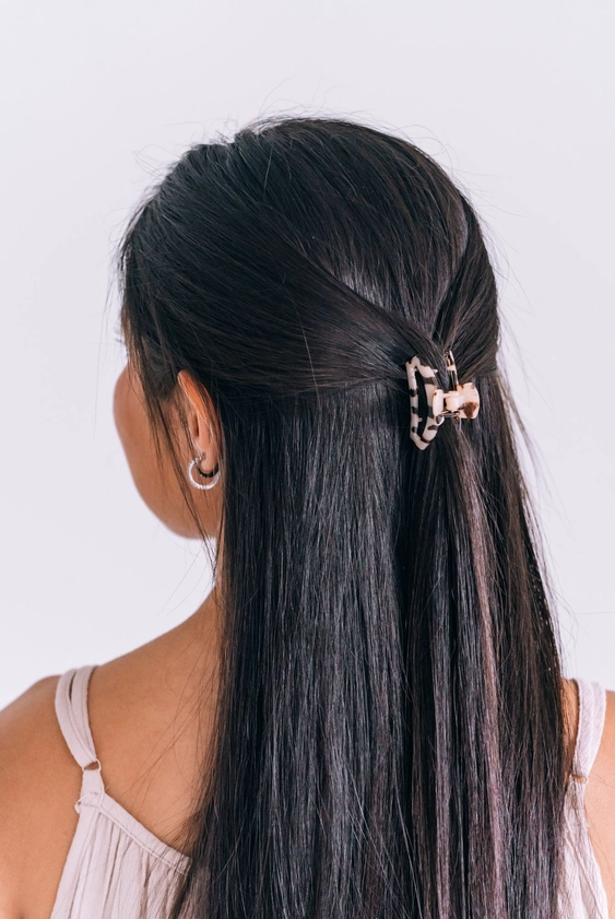 Open Hair Clip, Blonde Tortoise - 13 Hub Lane   |  Claw Clips