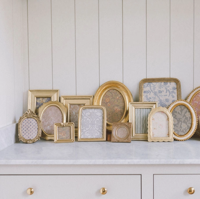 Gold Dots On Edge Photo Frame - 13 Hub Lane   |  Gold Frames