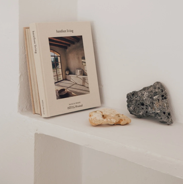 Barefoot Living - 13 Hub Lane   |  