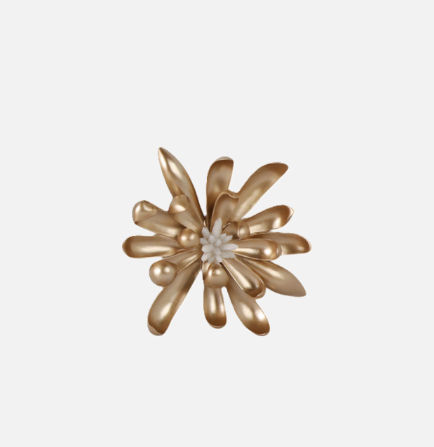 Hanna Gold Wall Flower