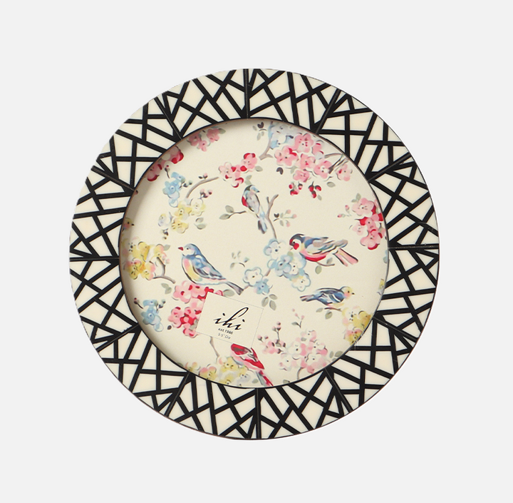 Round Geometrice Photo Frame - 13 Hub Lane   |  