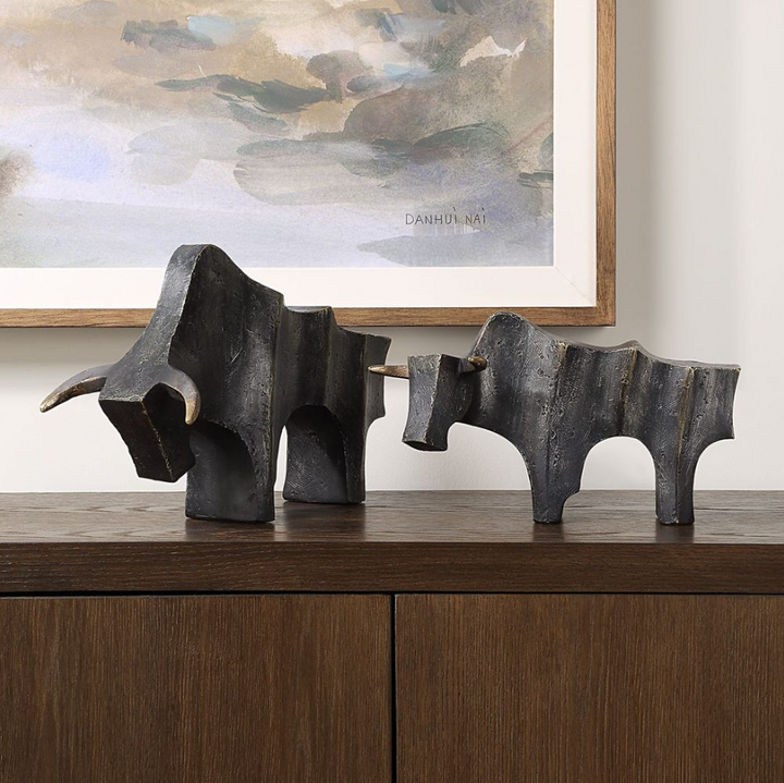 Regal Bull Sculpture - 13 Hub Lane   |  
