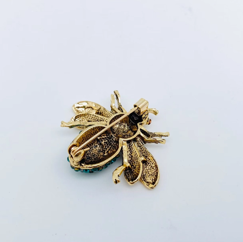 Rhinestone Bee Brooch - 13 Hub Lane   |  Brooches