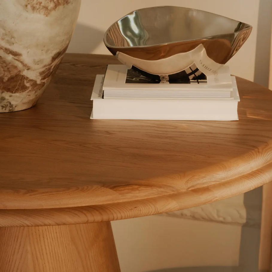 Tutto Café Table - 13 Hub Lane   |  