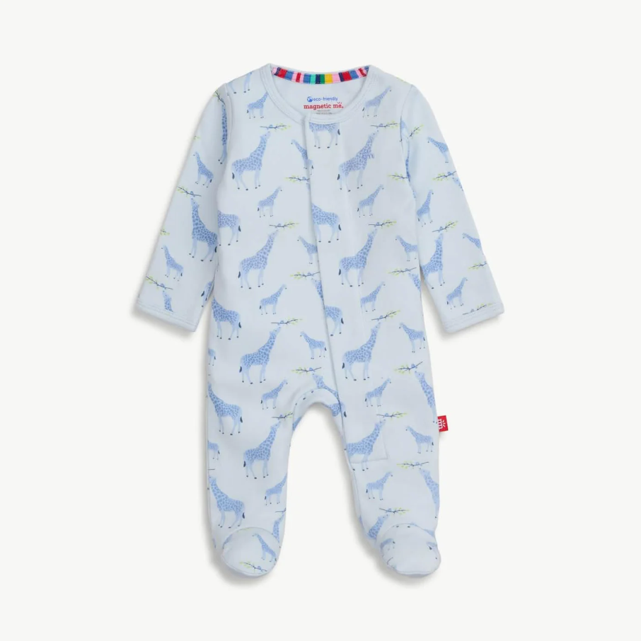 blue jolie giraffe magnetic footie
