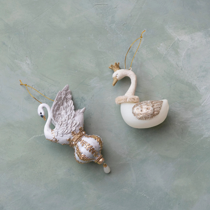 Glass Swan Ornament