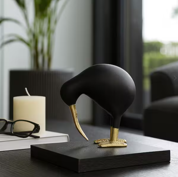 Kiwi Child, Black & Gold