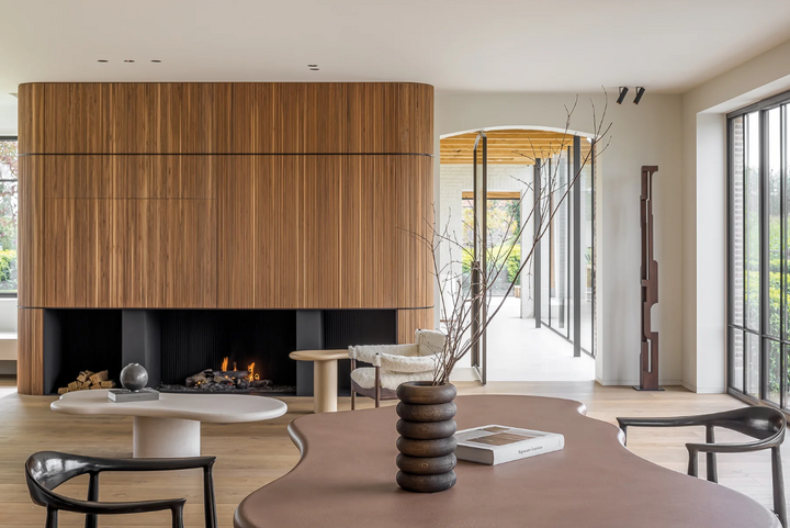 Sophisticated Elegance: Dennis T'Jampens