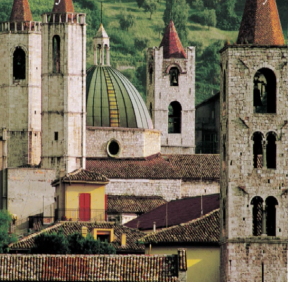 One Hundred & One Beautiful Small Towns in Italy