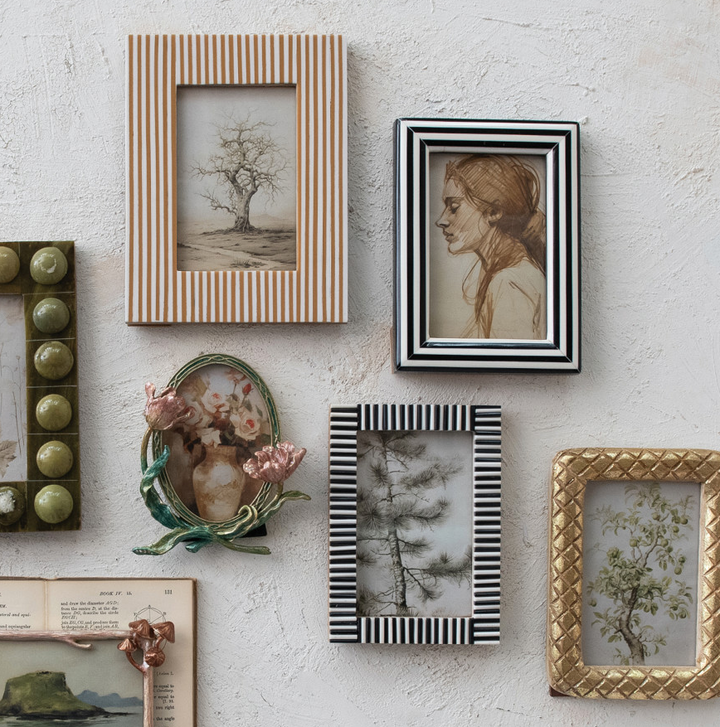 Resin Striped Photo Frame, White & Black - 13 Hub Lane   |  