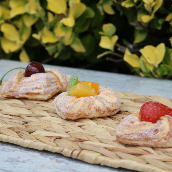 Mini Fruit Pastry