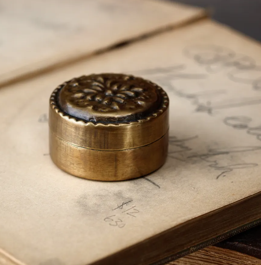 Madame's Pill Box - 13 Hub Lane   |  