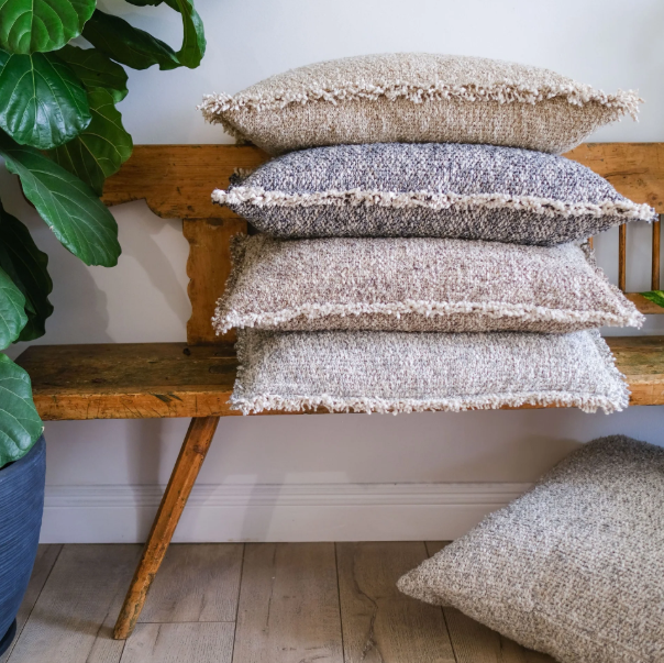 13 Hub Lane Brentwood Lumbar Pillow