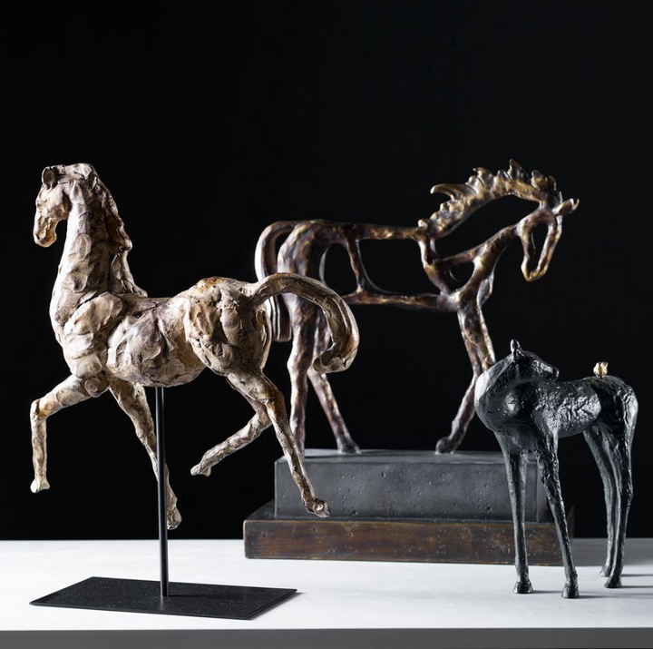 Hello Friend Sculpture - 13 Hub Lane   |  