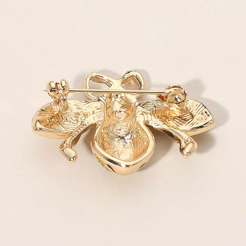Crystal Pave Honey Bee Brooch - 13 Hub Lane   |  Brooches