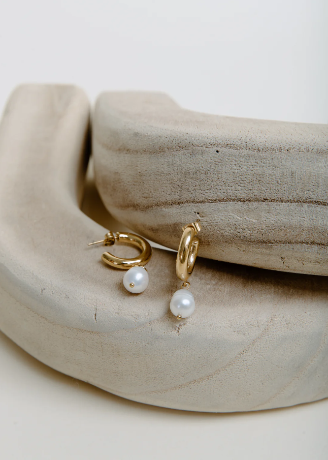 Sandy Hoops - 13 Hub Lane   |  