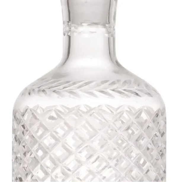 13 Hub Lane Decanter - Thumbnail 2