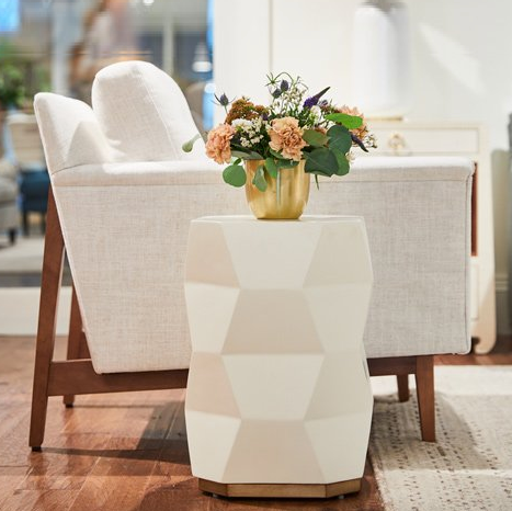 Facet Spot Table - Thumbnail 2