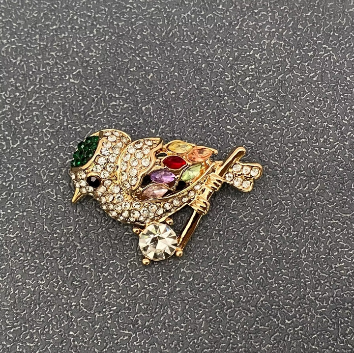 Rhinestone Magpie Brooch - 13 Hub Lane   |  Brooches