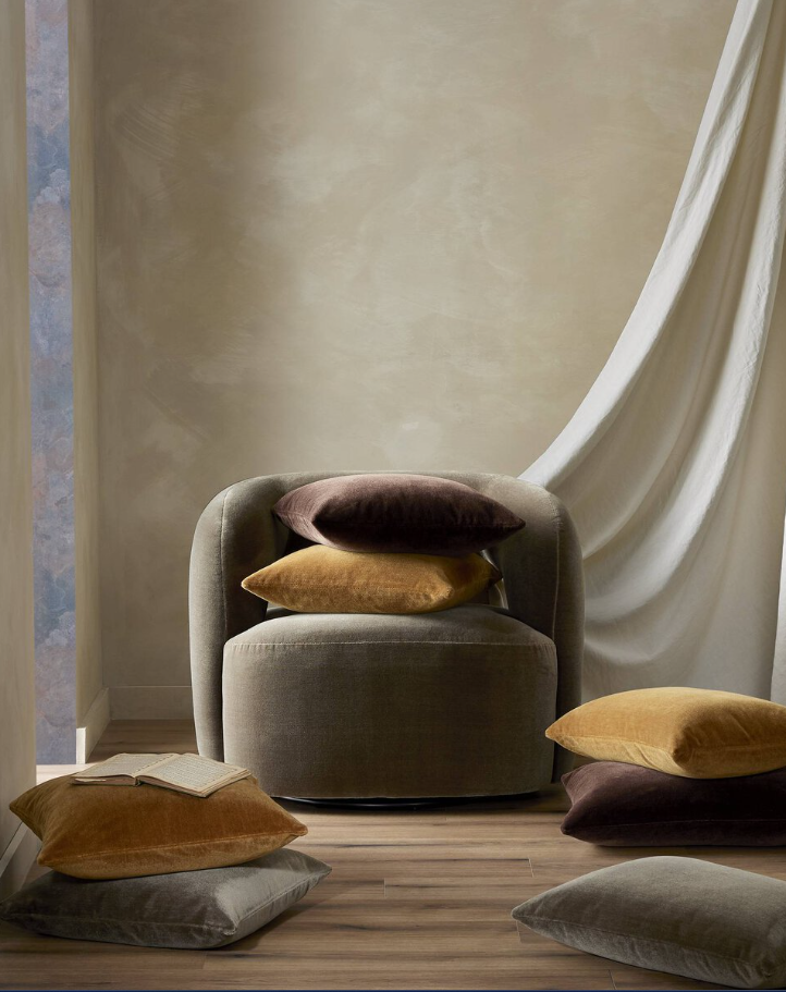 Bridger Pillow, Monte Tobacco