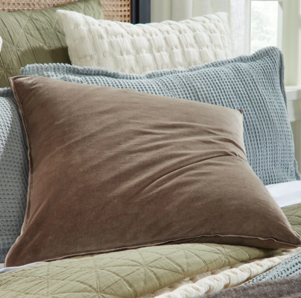 Sloane Pillow - 13 Hub Lane   |  Velvet Pillows