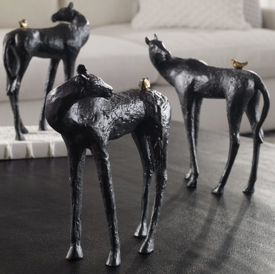 Hello Friend Sculpture - 13 Hub Lane   |  