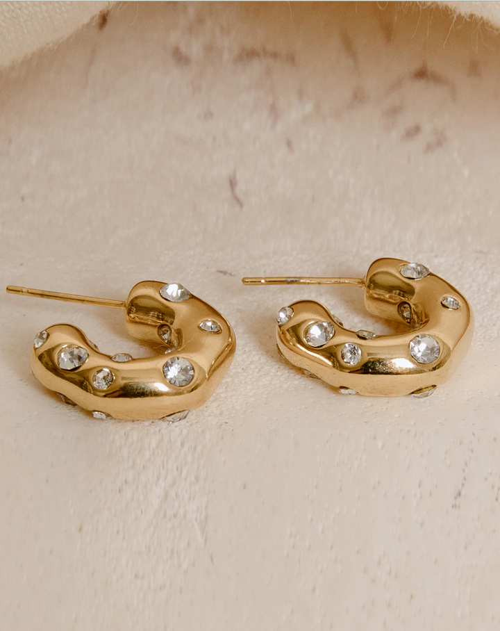Lacey Hoops