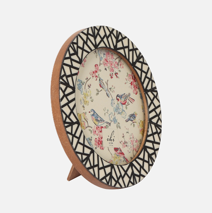 Round Geometrice Photo Frame - 13 Hub Lane   |  