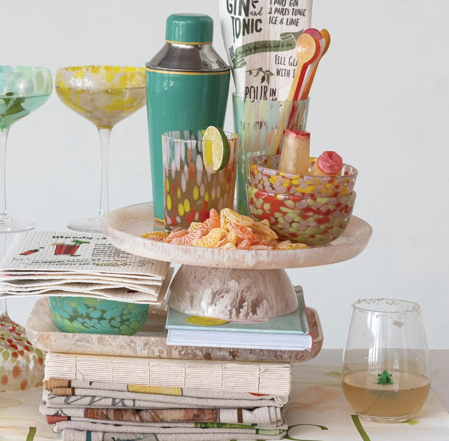 Resin Pedestal - Thumbnail 5