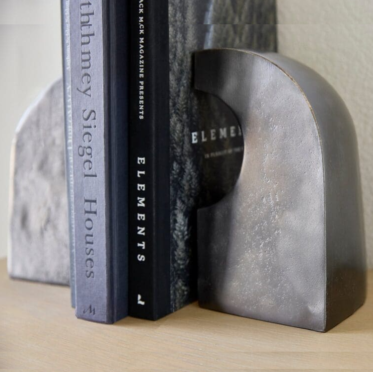 Apostrophe Bookend