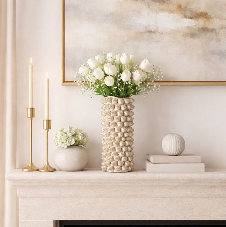 Tateoak Vase, Cream