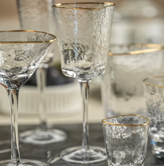 Aperitivo Triangular Wine Glass