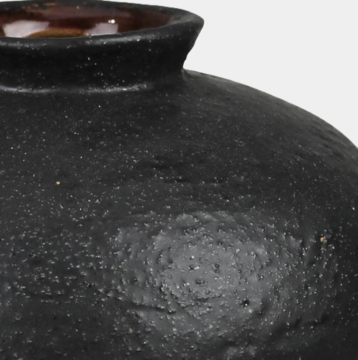 Umbria Ceramic Small Neck Vase - 13 Hub Lane   |  