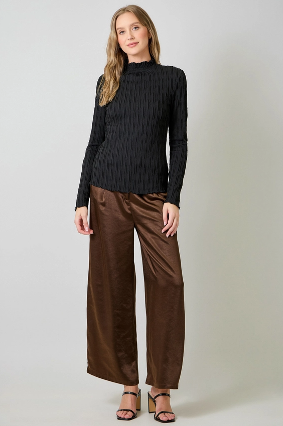 Lettuce Edge Textured Knit Top, Black