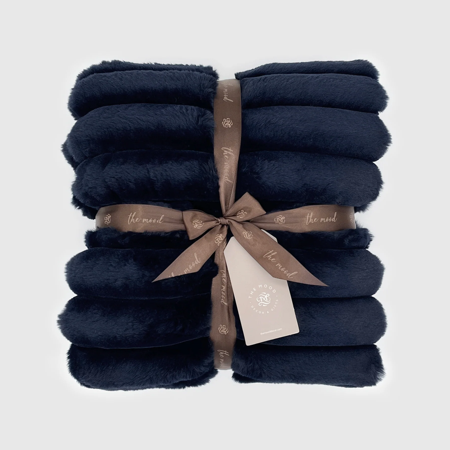 13 Hub Lane Faux Fur Throw