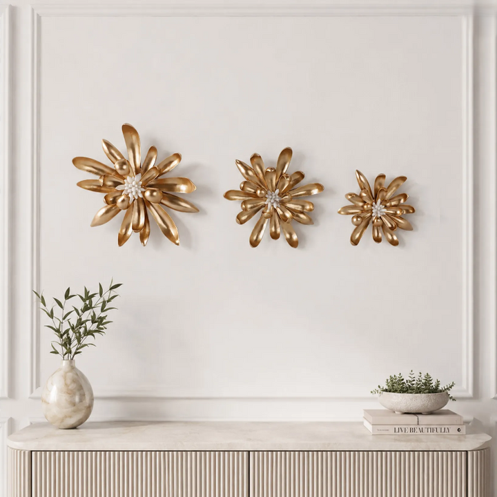 Hanna Gold Wall Flower