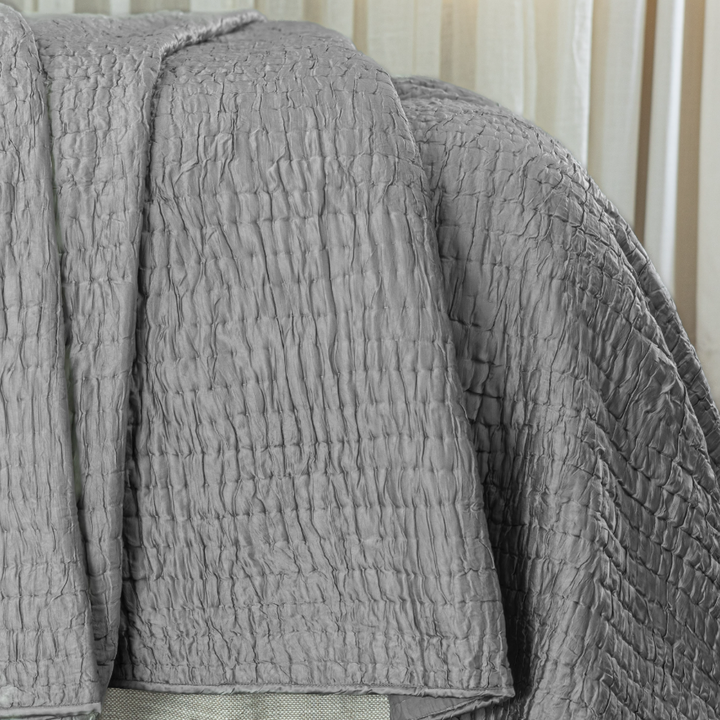 Hadon, Grey